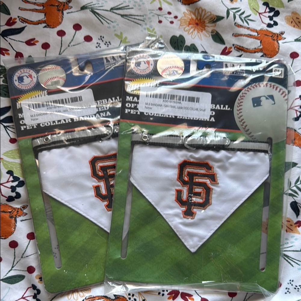 MLB Giants Pet Bandana with Orange and Black Logo
